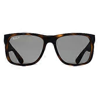 Ray-Ban RB4165 Justin 865/87 aurinkolasit, mattapintaiset havananväriset, tummanharmaat, polarisoidut