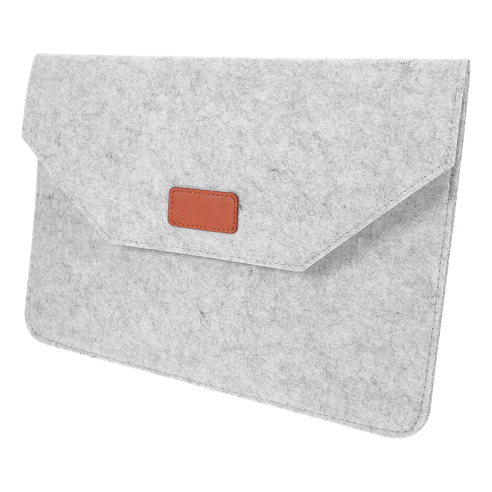 Universal Laptop Case, Offers Neat Arrangement and Enhanced Security Features