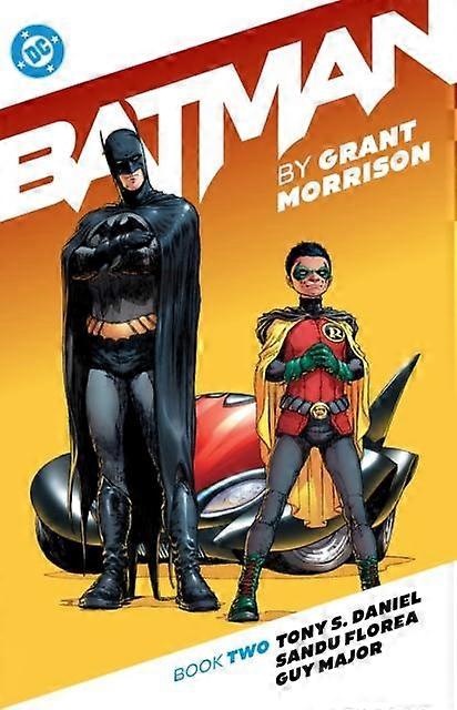 Batman By Grant Morrison Book Two - Tony Daniel - Adventure fiction - DC Comics - Paperback