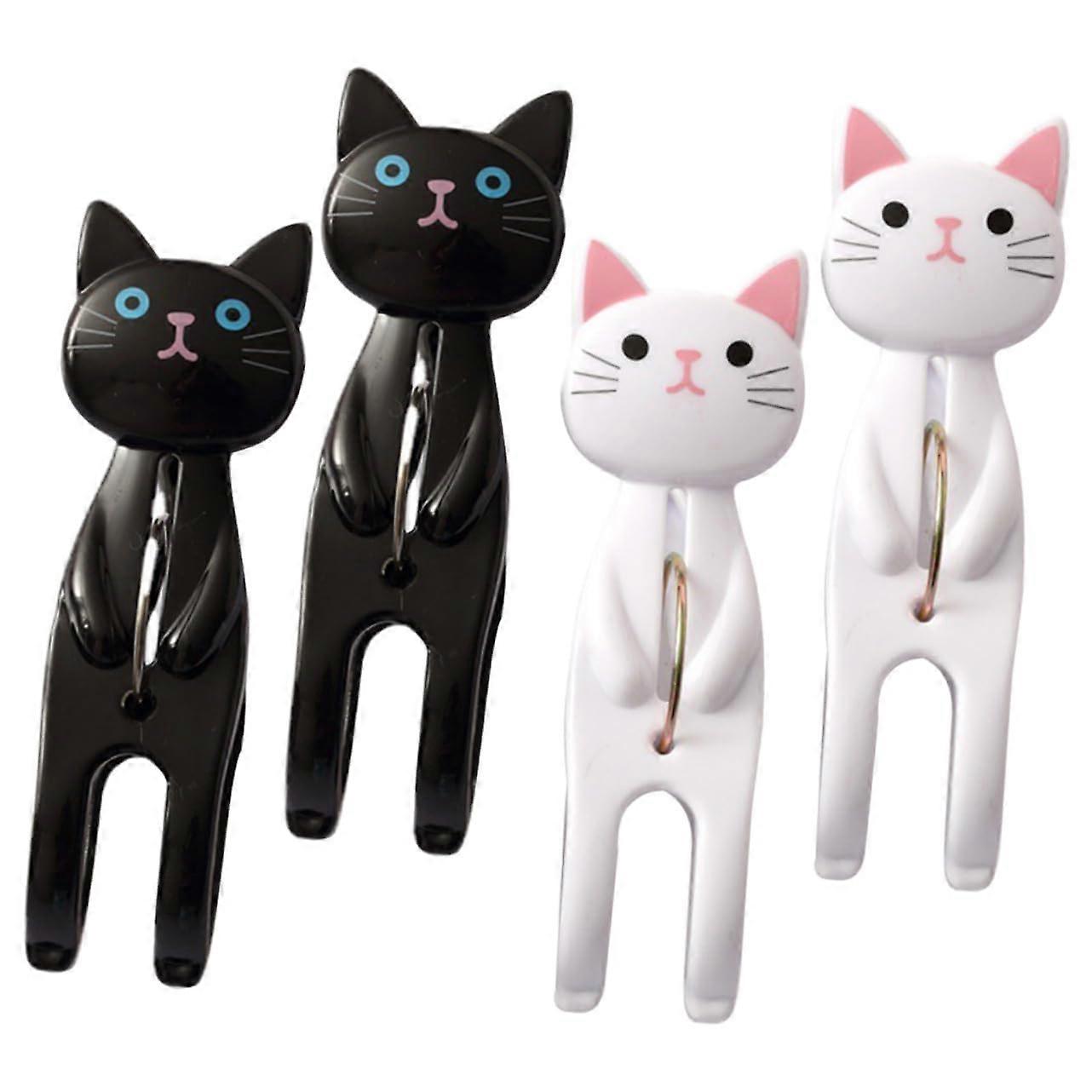 4Pcs Windproof Clothes Pins Cat Design Plastic Laundry Clips for Quilts Towels Blanket Fixing