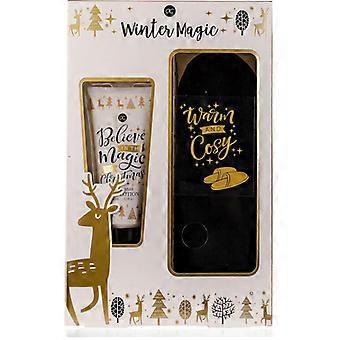 Winter Magic Foot Care Set - Foot care gift set with slippers