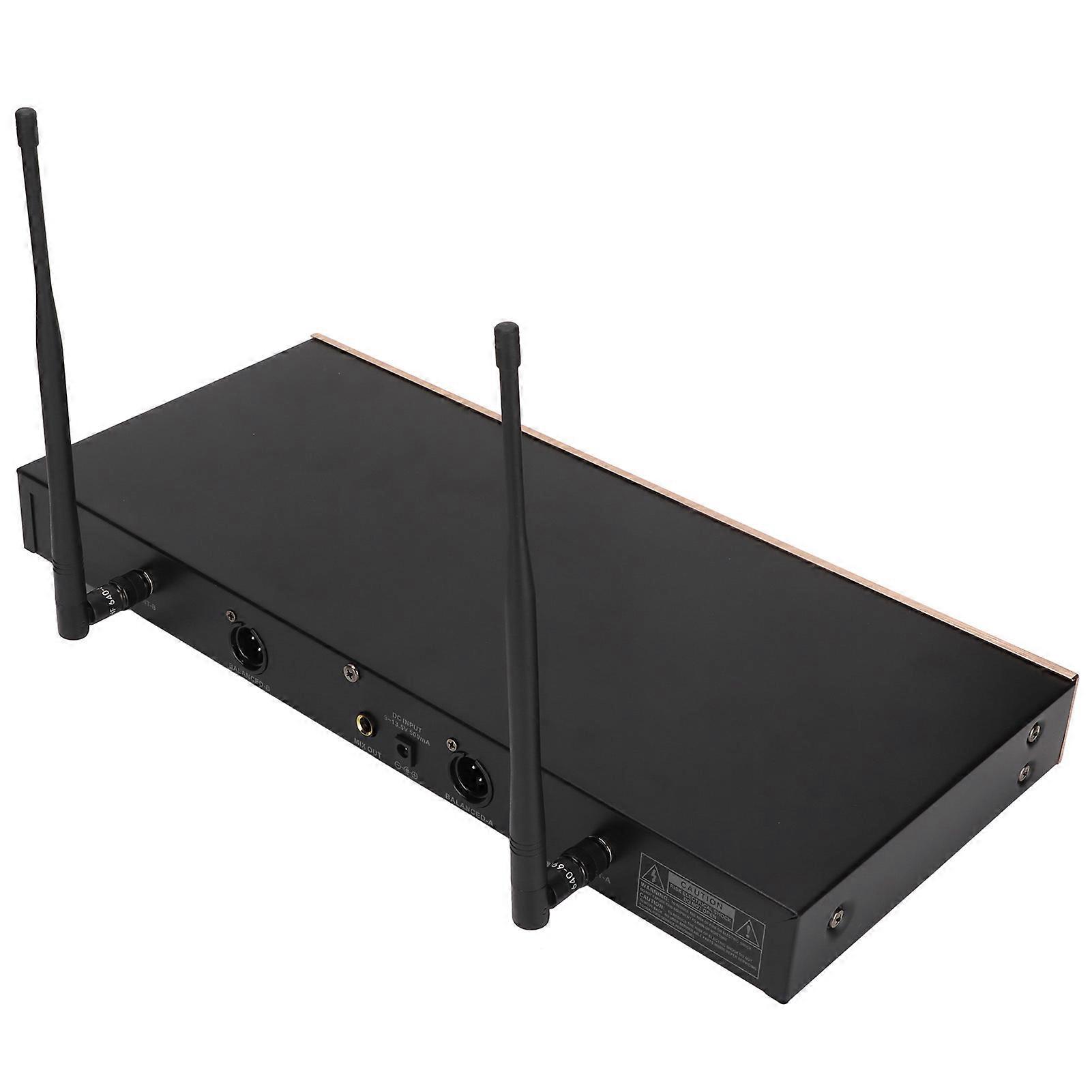 UG-368 Wireless Microphone System 2x30 UHF Channels Black