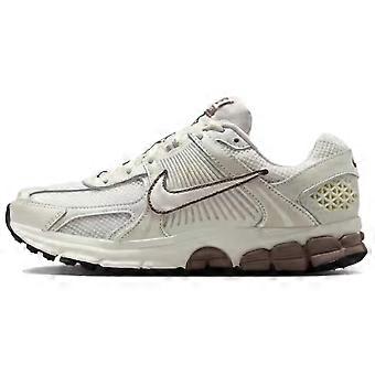 Nike Zoom Vomero 5 Leer, Mesh Demping, Antislip, Ademend, Lage Casual Stadsschoen IB8129-133