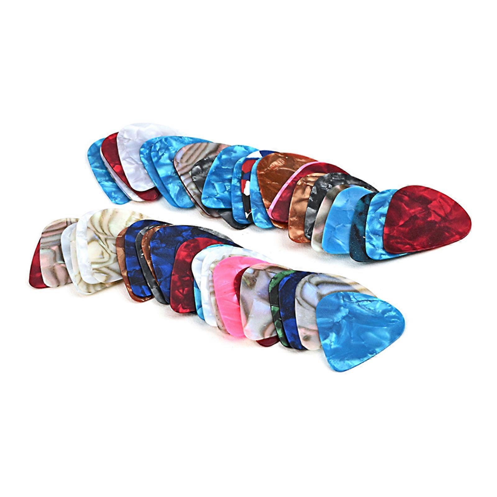 50ピースギターピック実用的な0.46mmセルロイドギターピックベースエレクトリックアコースティックギター用ギターアクセサリー