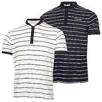 Camisa polo de golfe masculina Calvin Klein Longacre com tecnologia de absorção de umidade e secagem rápida.