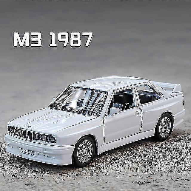 1:36 Diecast Alloy Car Model of M4 CSL G82 & M3 E30 for Children