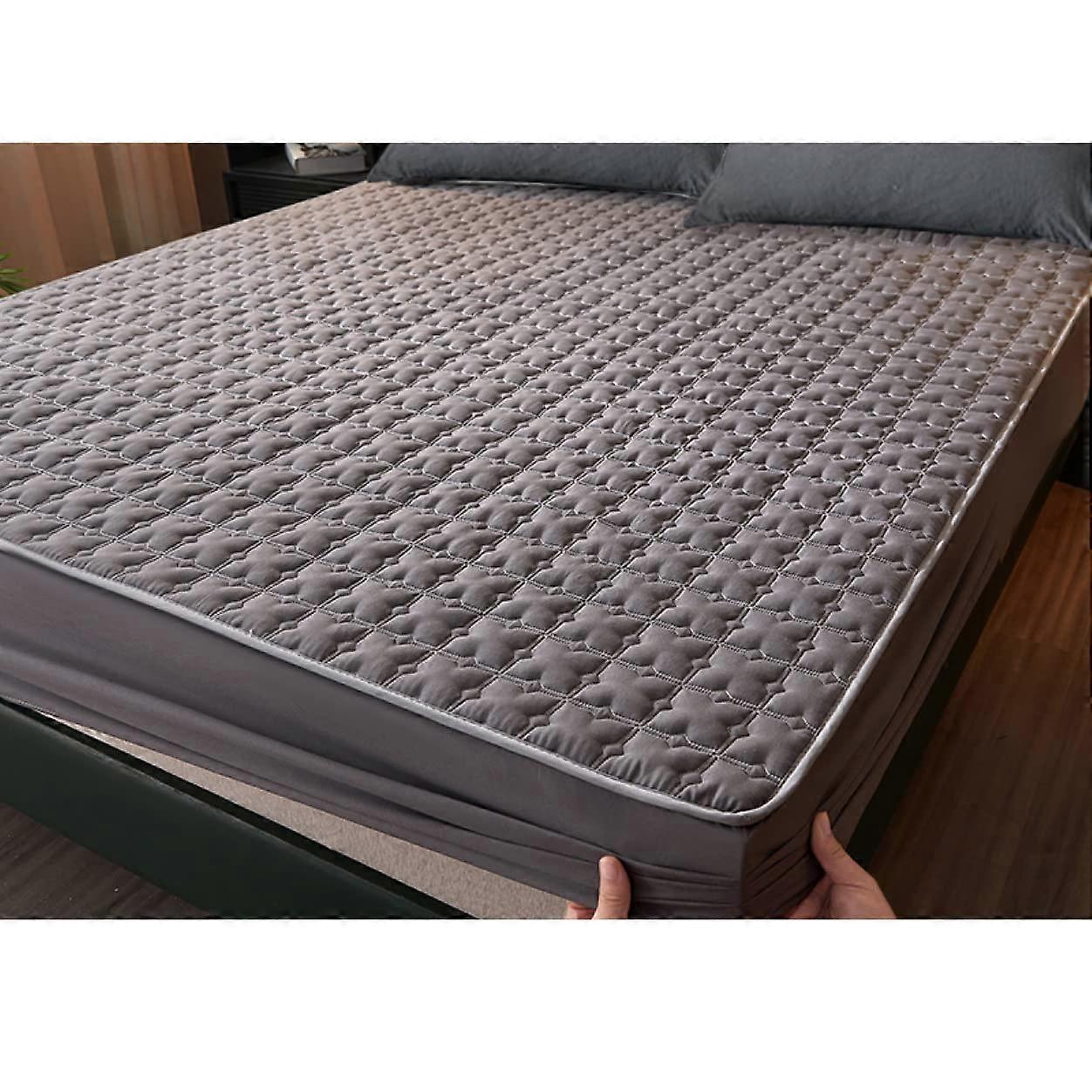 Mattress Pad Set with NonSlip Elastic Edges, Breathable Comfort, Fitted Cover and Pillowcases