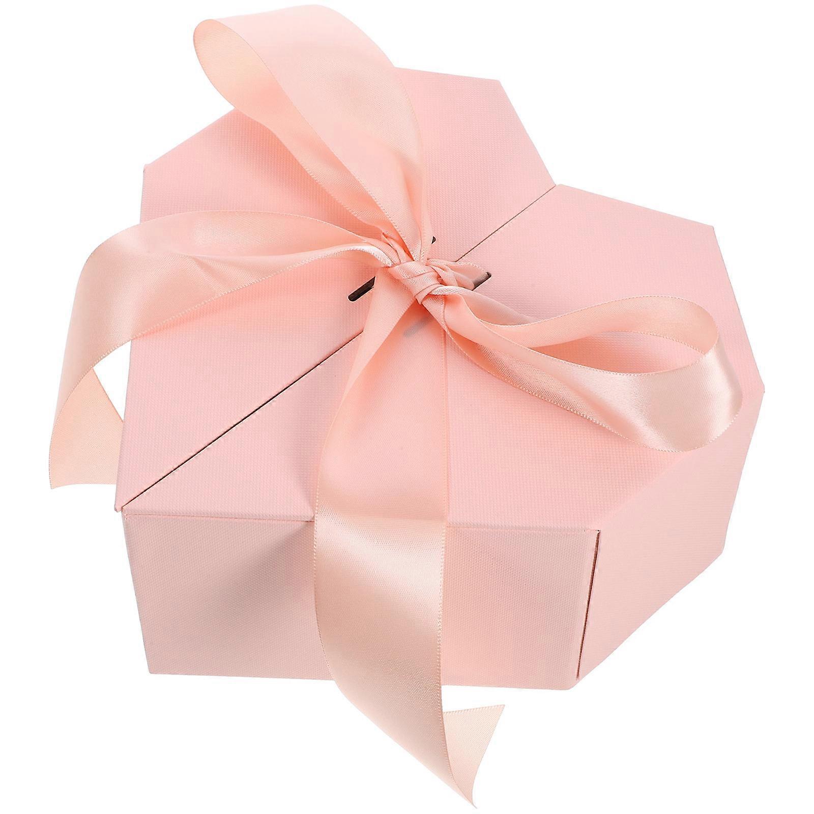 Heart Shaped Present Container, Thoughtful Gesture for Loved Ones, Versatile Use