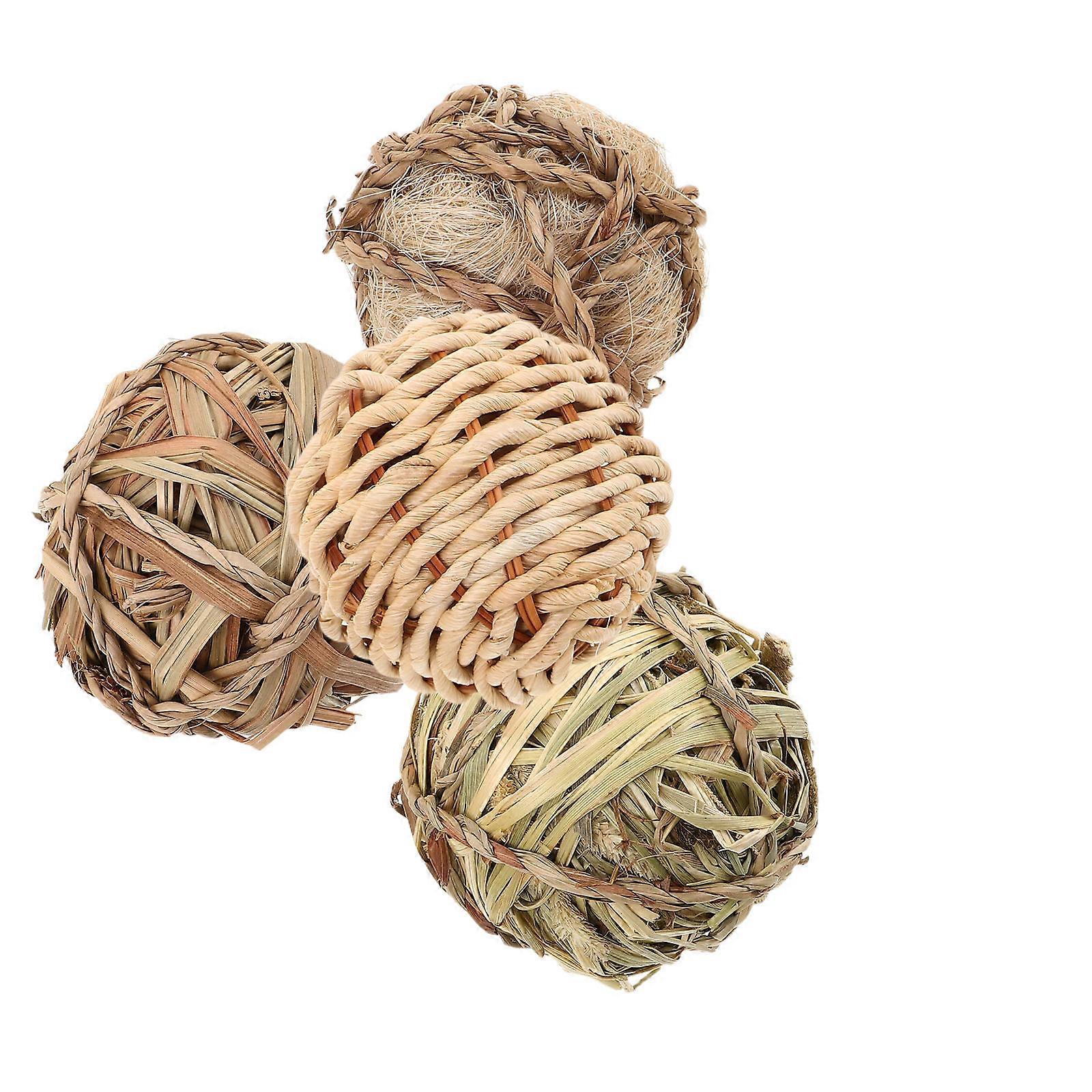 Chinchilla Play Balls Natural Grass Chew Toys for Small Animals 16Pcs