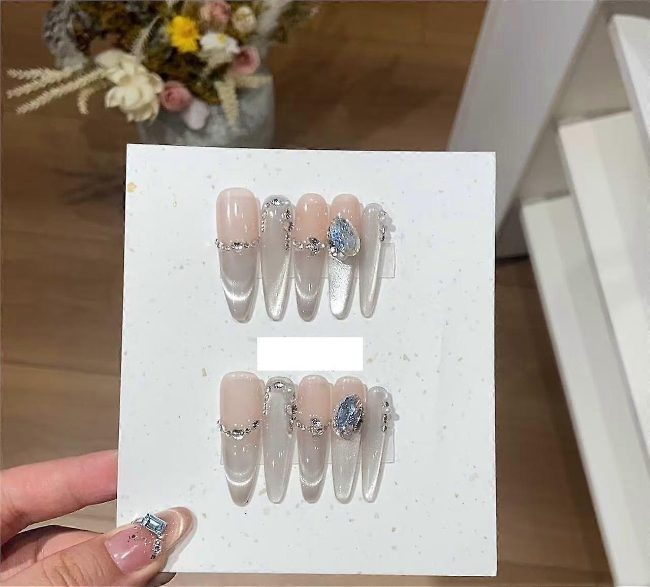 White Cat Eye Medium Handmade Press On Nails with Clear Size Match Chemical Material