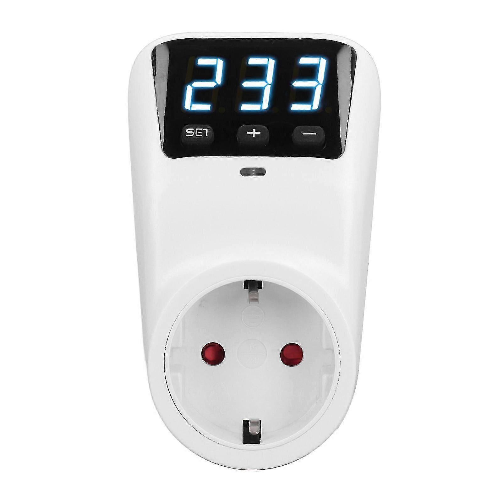 Surge Protector Digital Display Voltage Protector Socket for Home Appliance Refrigerator Air Conditioner   16A 3680W