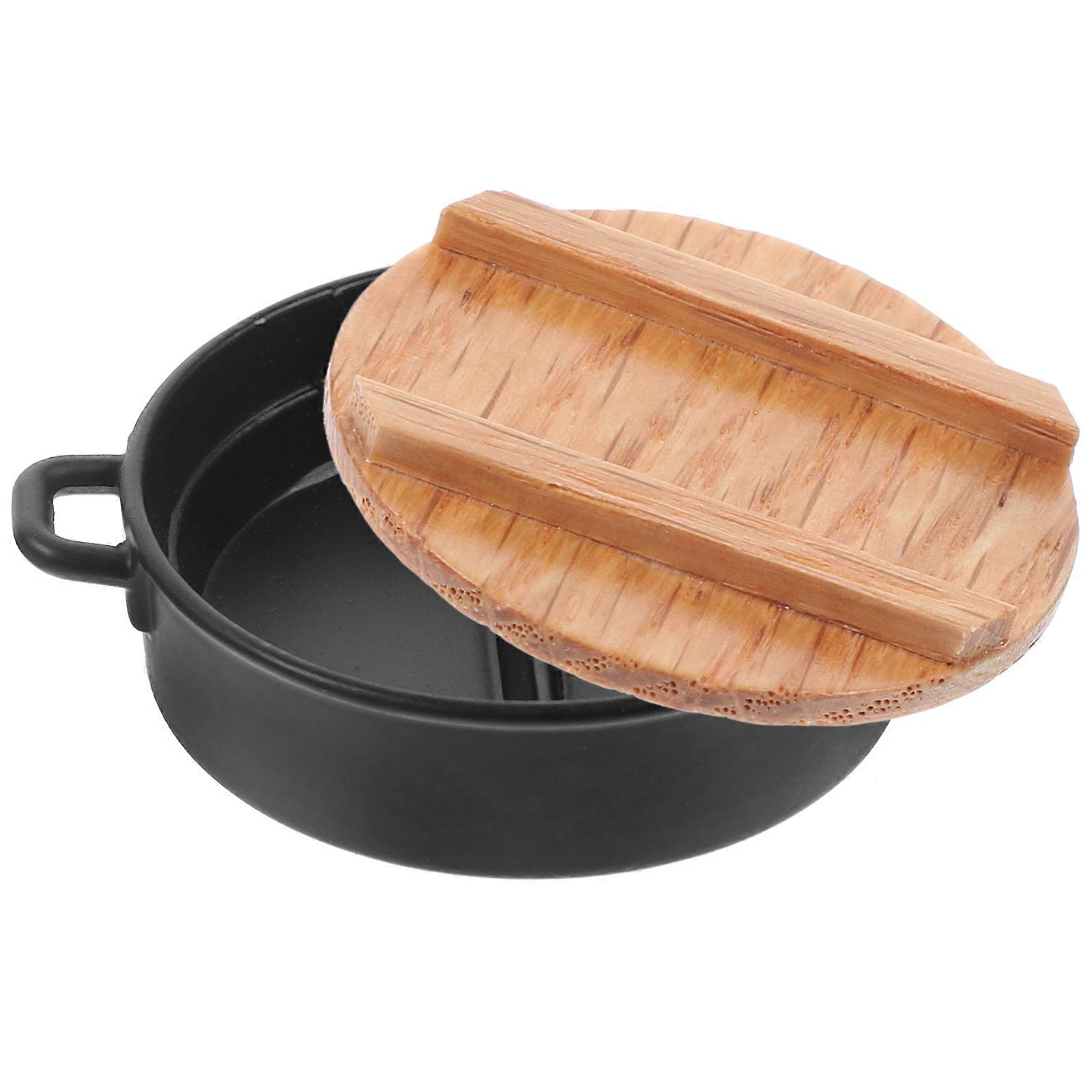 Hot Pot Prop for Doll House Decor Alloy Wood Resin Material 1 Piece