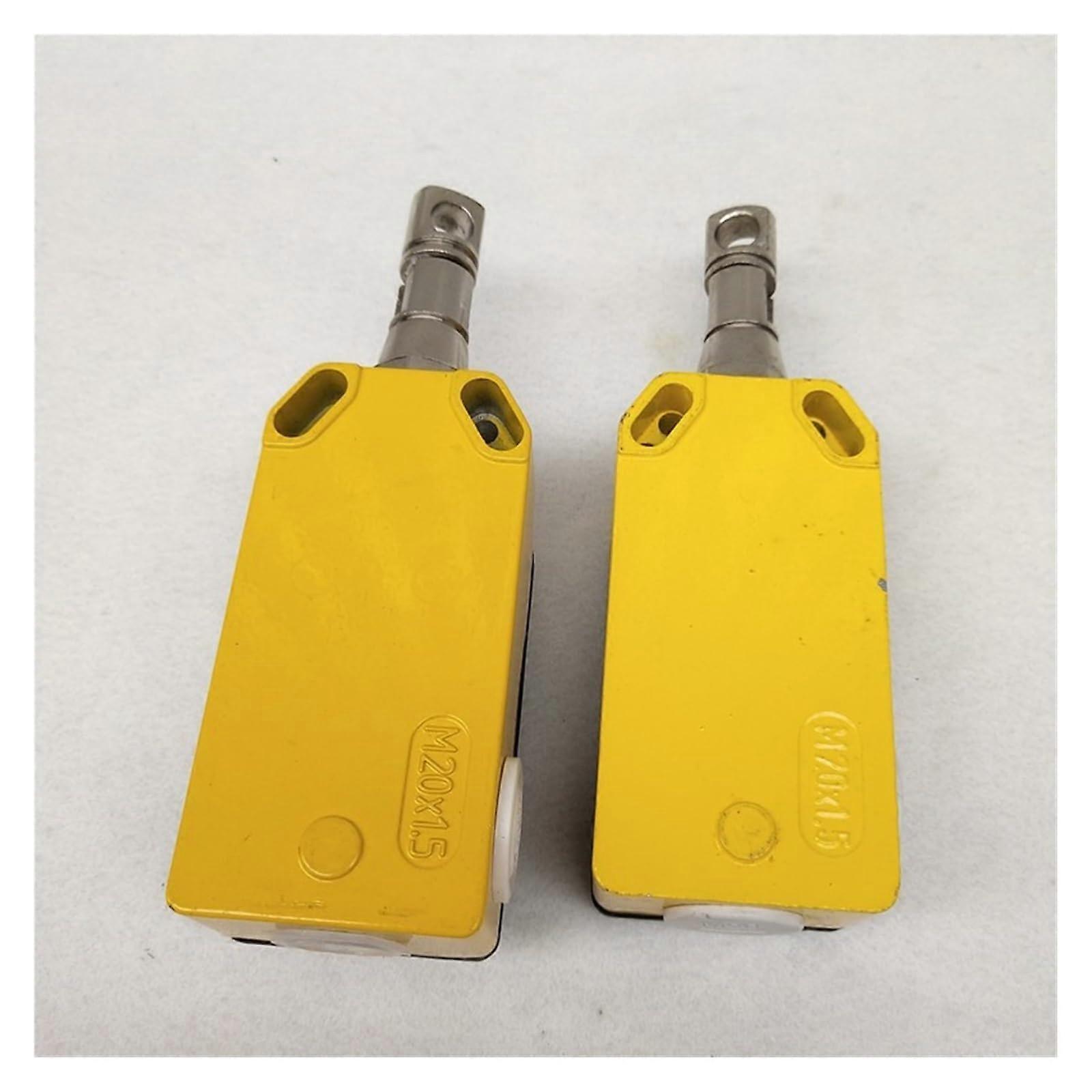 Emergency Stop Pull Cord Switch with Manual and Automatic Reset for Industrial Safety