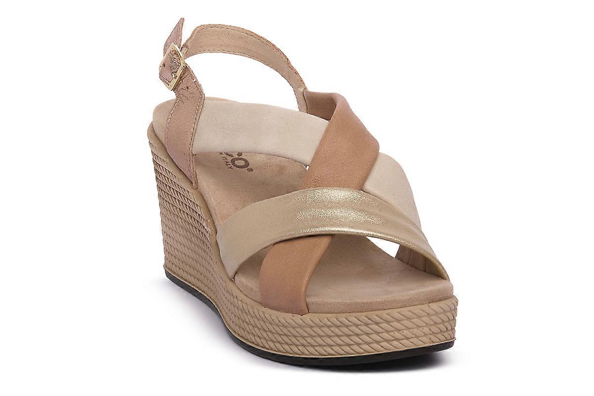 Igi & Co Agate Platinum Sandals