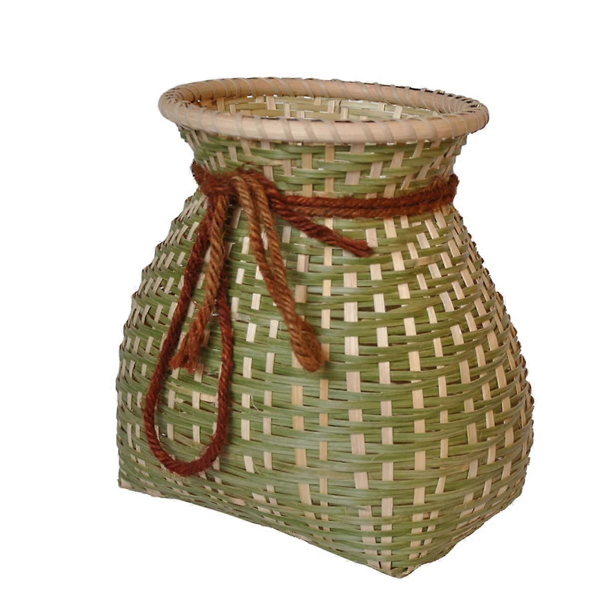 Small Bamboo Woven Flower Basket Portable Handmade Storage Container Rustic Garden Style Home Storage Basket 14x10x10 Cm