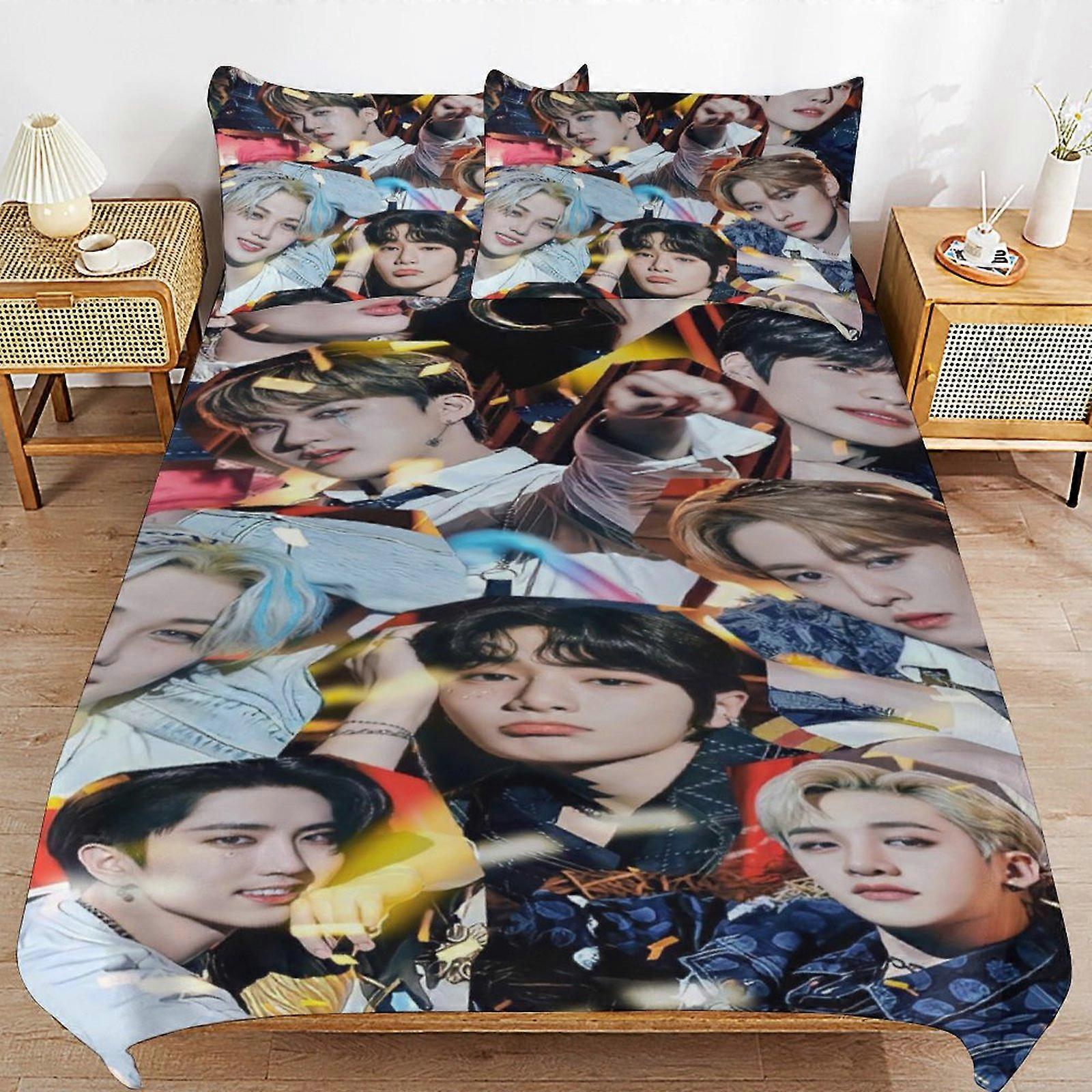 Bedding set WM223 Stray Kids Bedding Set Duvet Cover Comfortable and Lightweight Cartoon Bedding 3 Piece (Multiple sizes to choose from) SW223