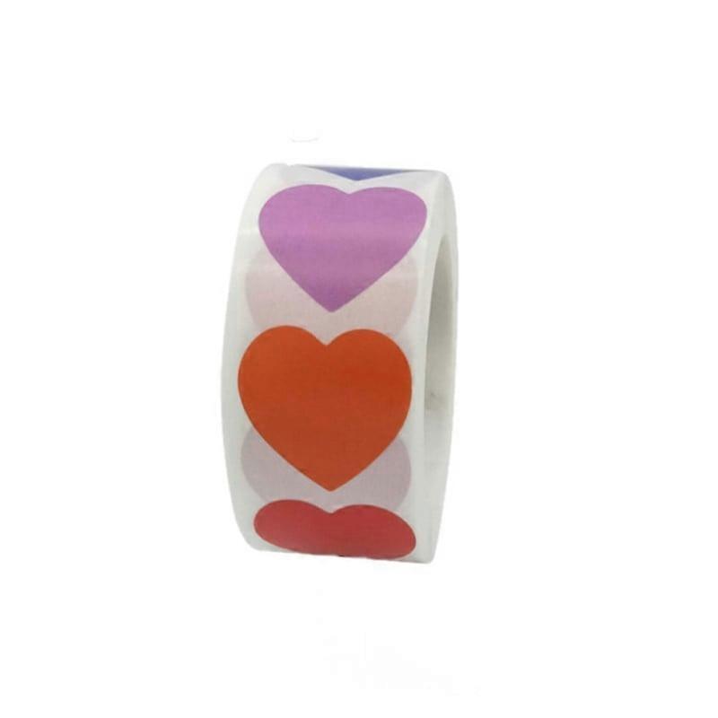 1 roll of heart-shaped stickers, self-adhesive gift kraft paper labels, convenient and practical
