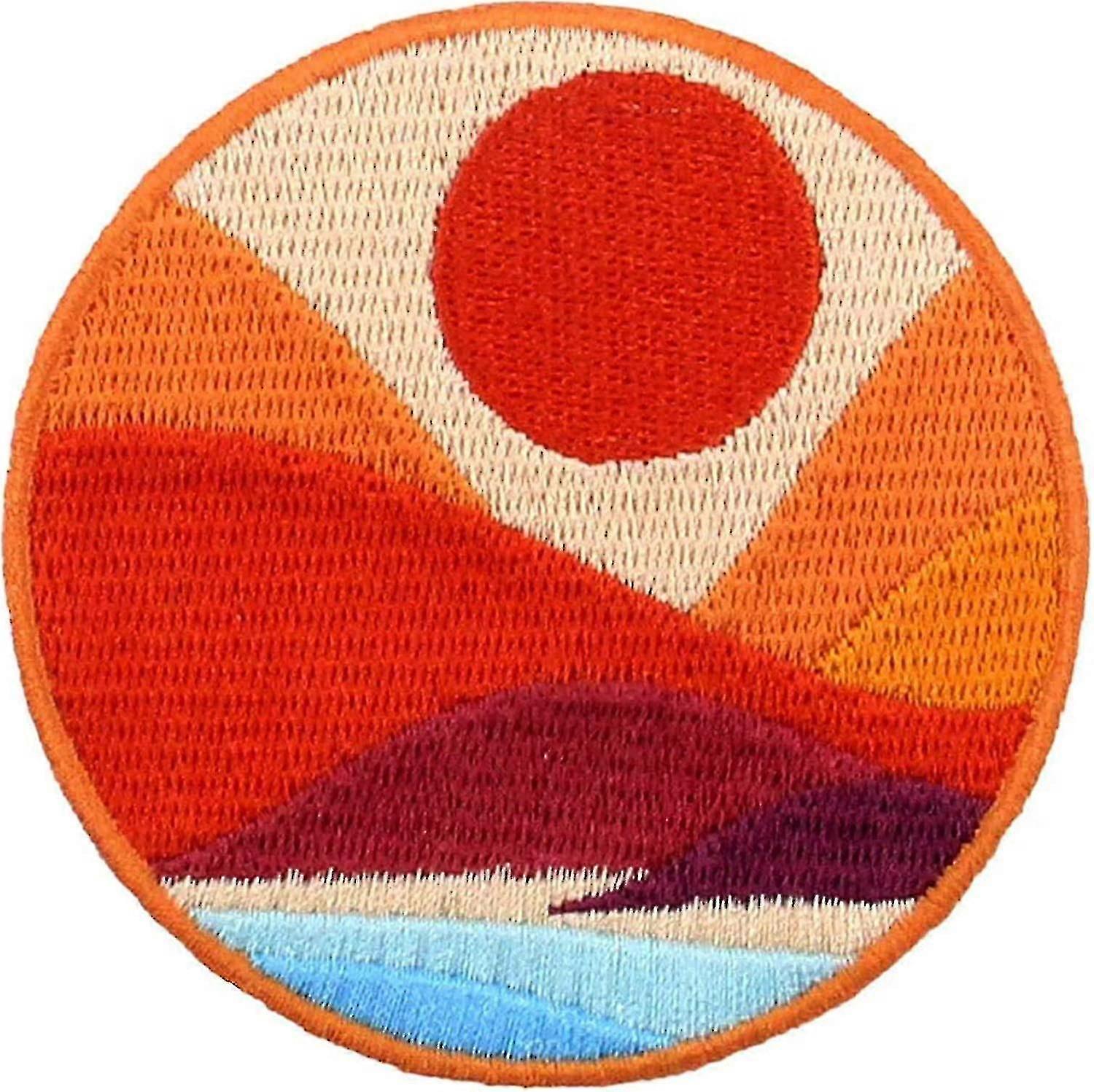 Shanghai Yangxin Embroidered Patches Round Shape Sunset Nature Theme Iron On Sew On Applique Emblem