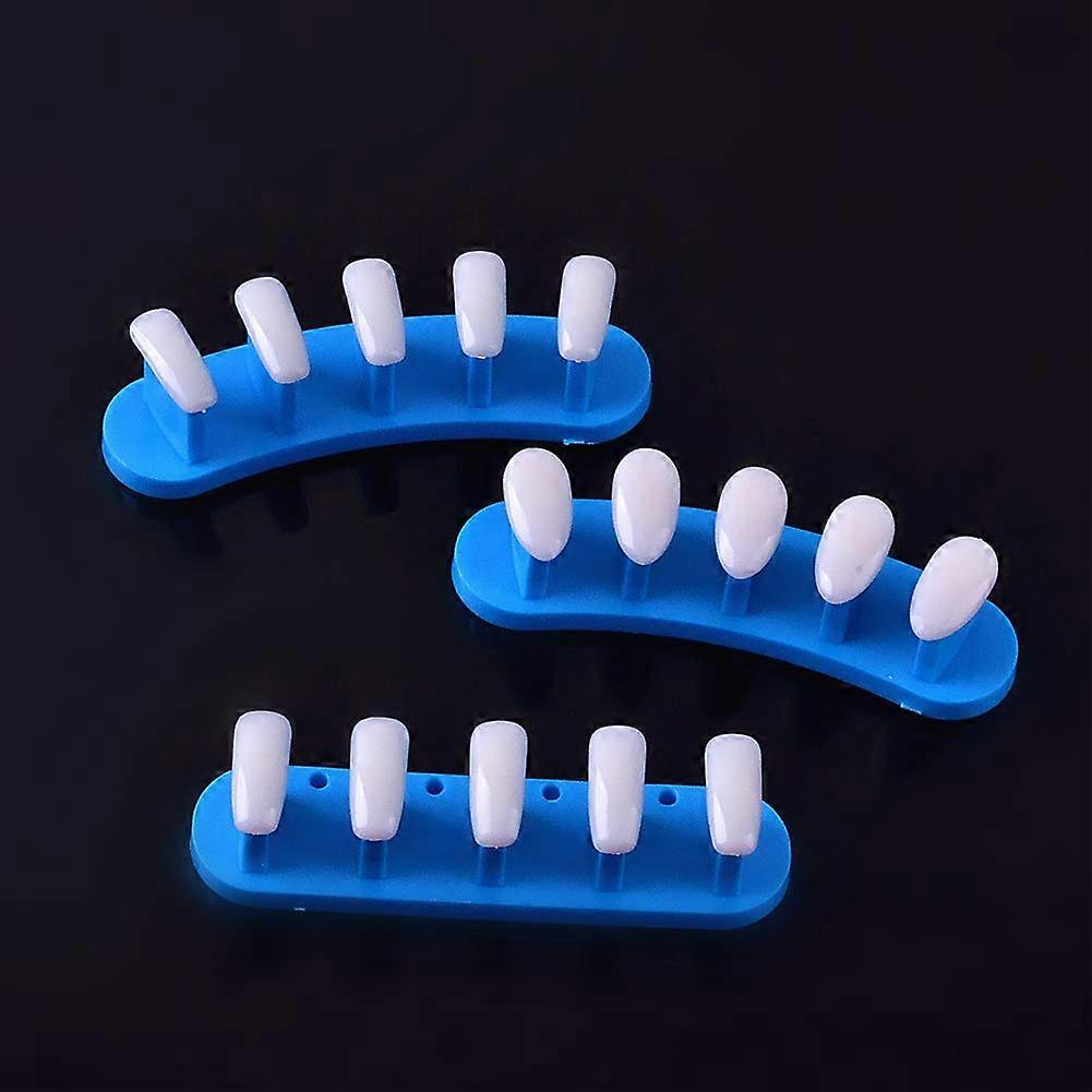 Nail Art Display Stand for DIY Training with False Nail Tips Holder Plastic Practice Rack Random Color