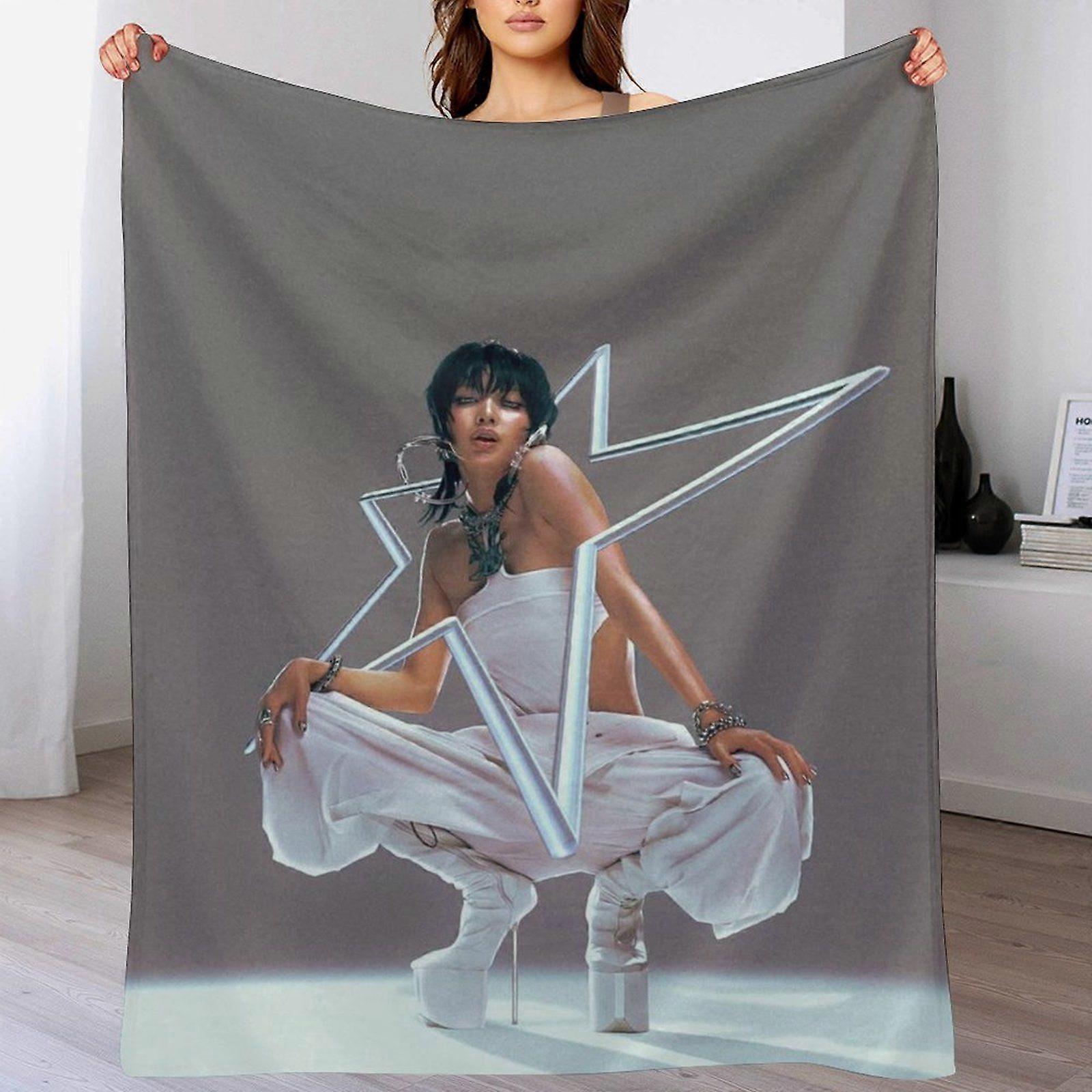 Lisa Gentle Flannel Blanket for Bed Couch Car Anti-Shrink Pet Friendly Plush Skin-Friendly Design