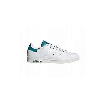 Skor Adidas ID1974