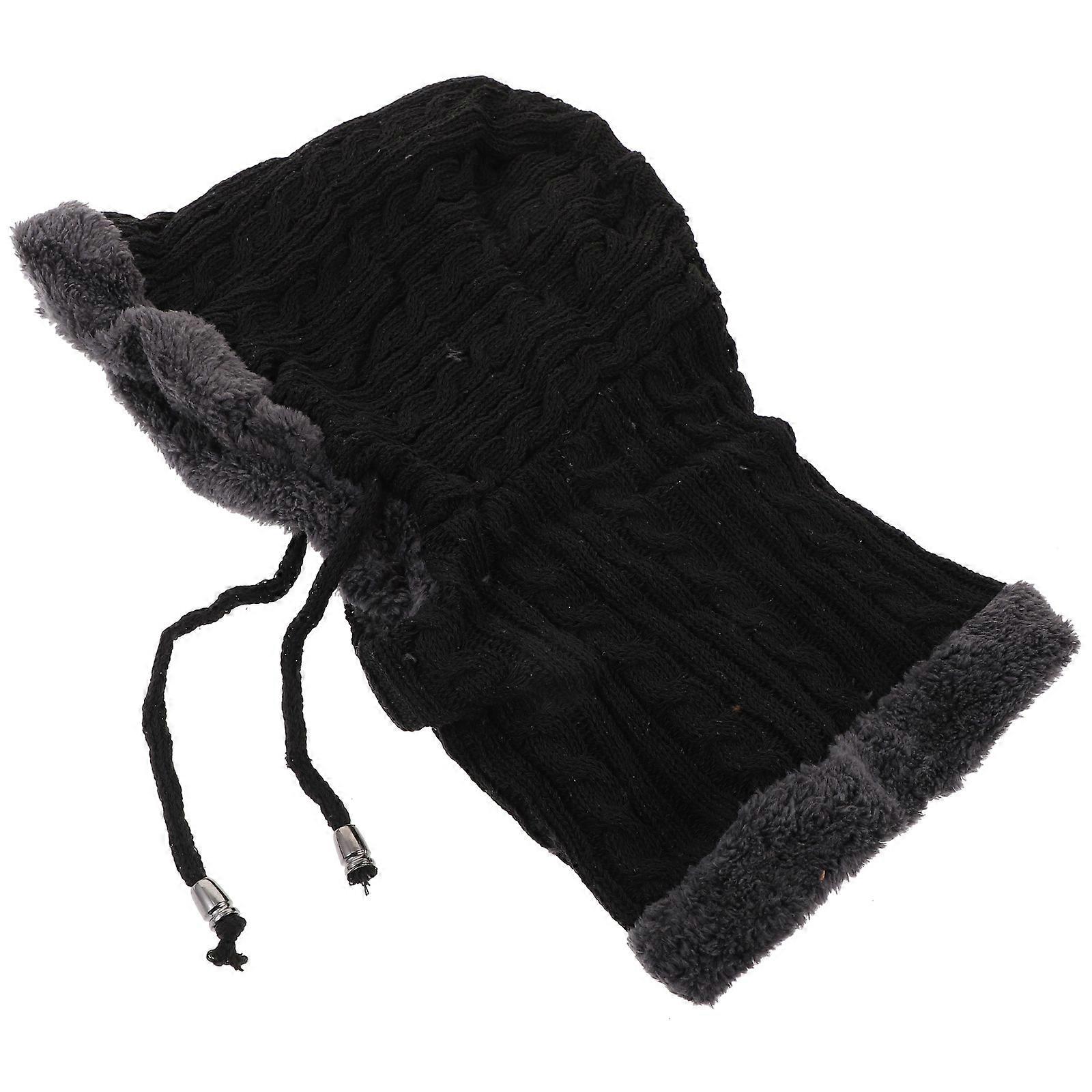 Cappello invernale nero portatile con sciarpa, ideale per sci ed escursionismo.