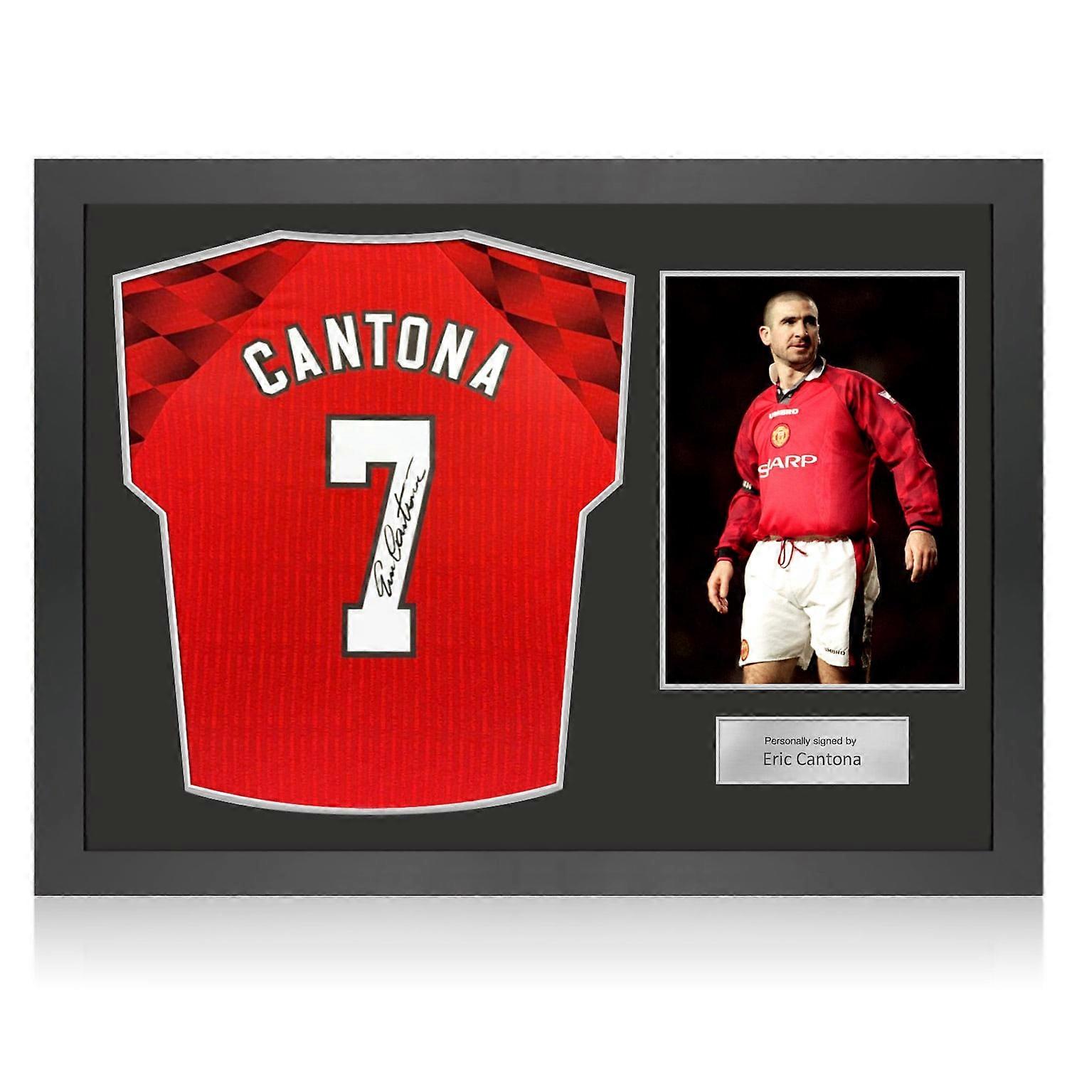 埃里克·坎通纳 (Eric Cantona) 签署了曼联 1996-1998 赛季主场足球球衣。图标框架