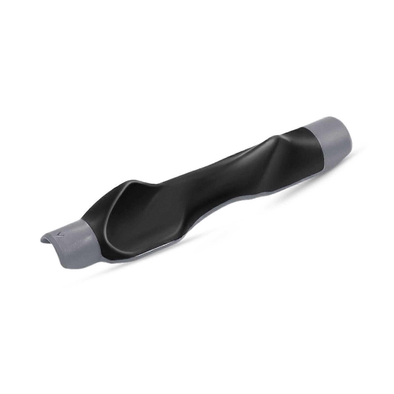 Clip-On Golf Grip Trainer for Correct Hand Positioning, Durable Swing Aid for Better Golf Technique and Performance
