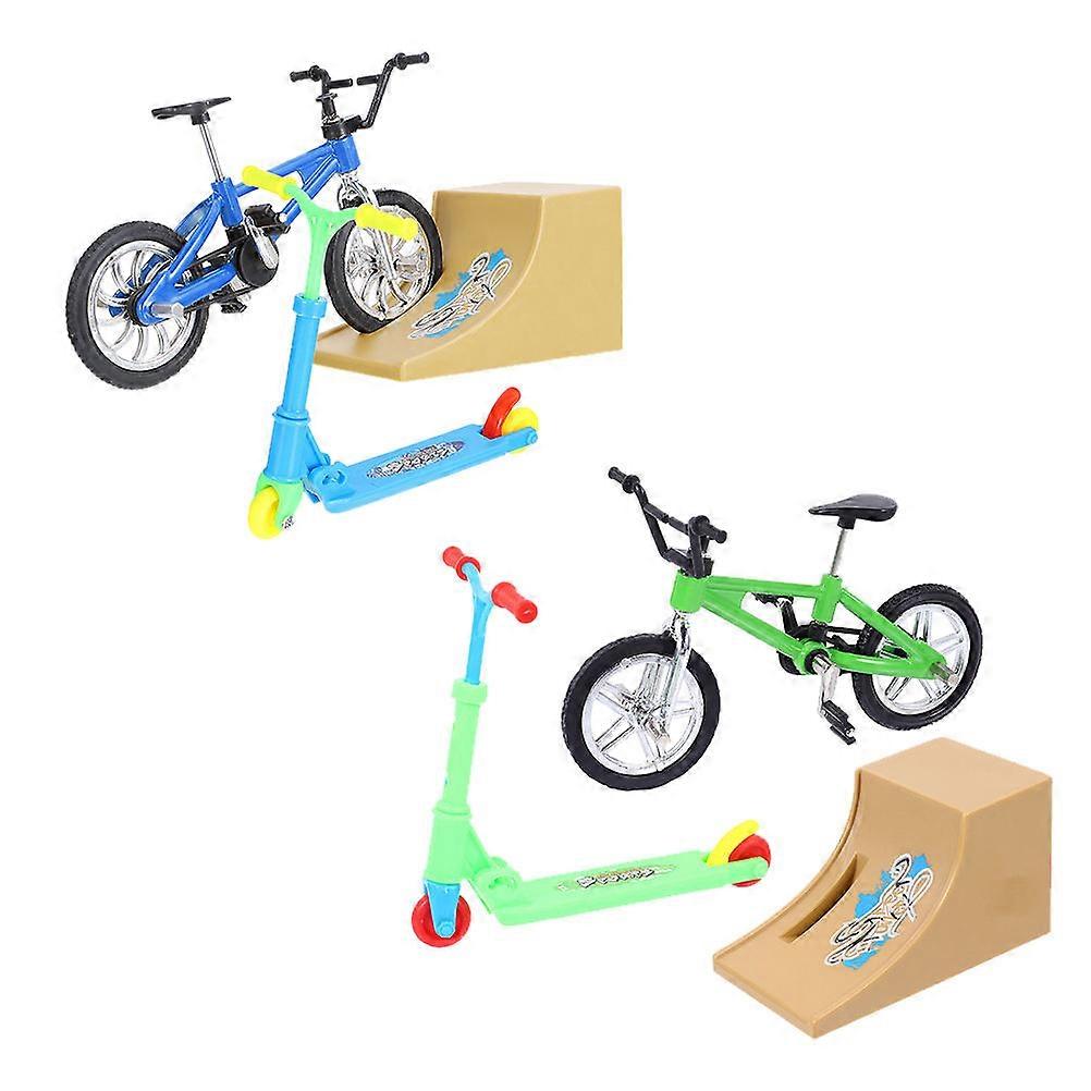 Finger Scooter Ramp Mini Finger Toy for Playing 2Sets with Bike and Table Game