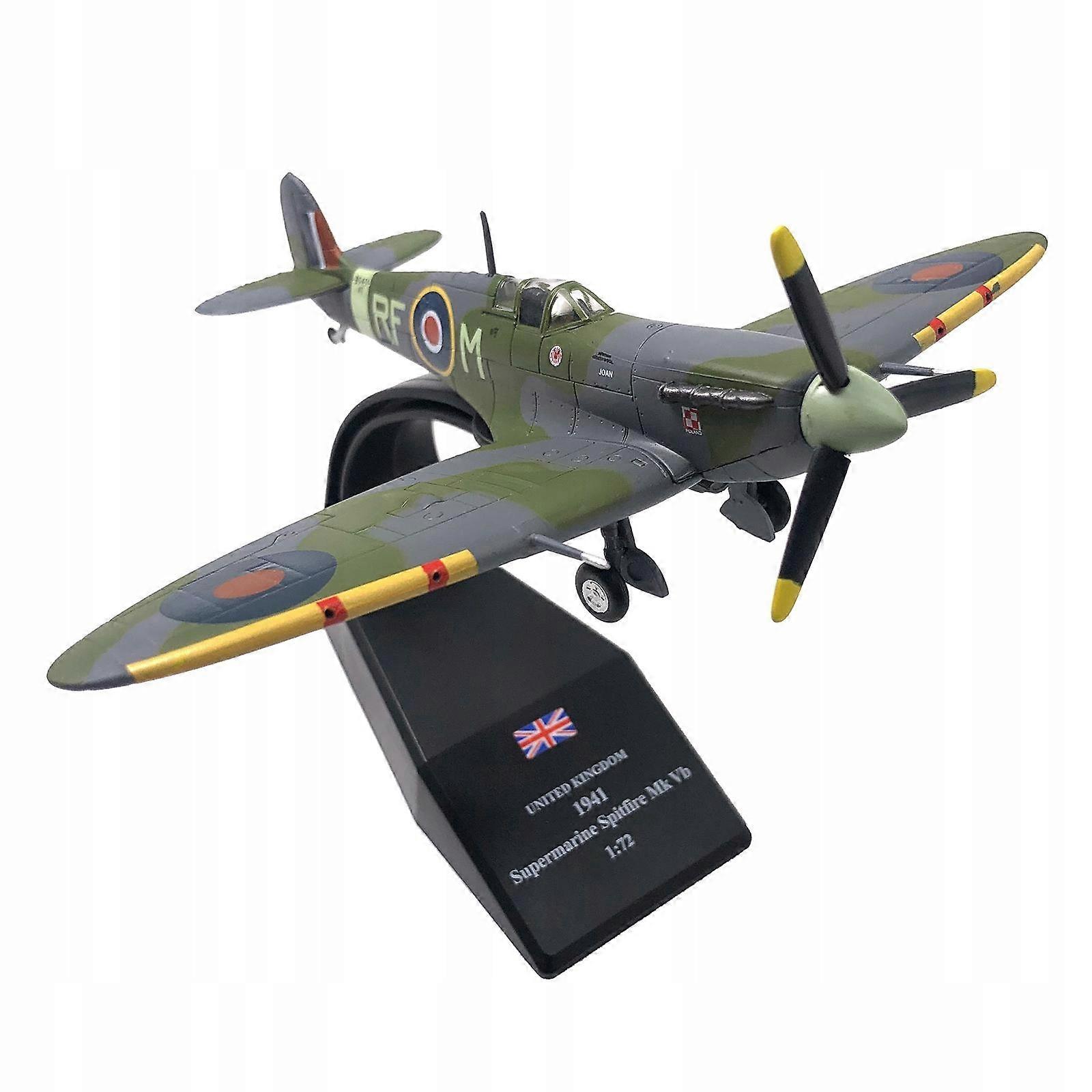 Cast Model Of The Fighter In 1/72 Scale
