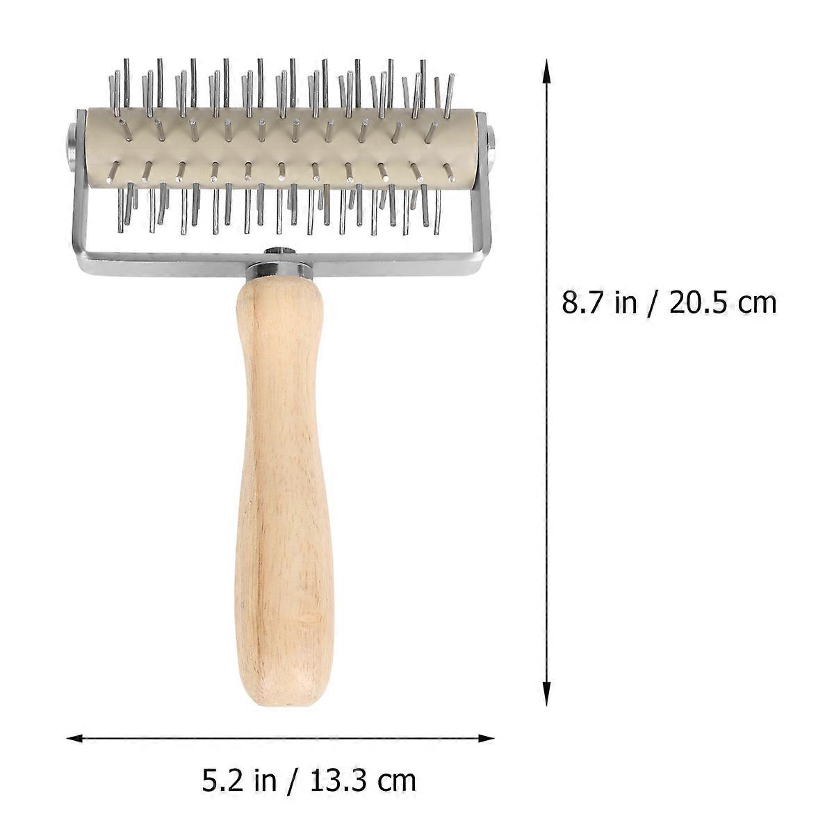 Kitchen Baking Tool Pizza Punch Roller Needle for Baking Use Brown