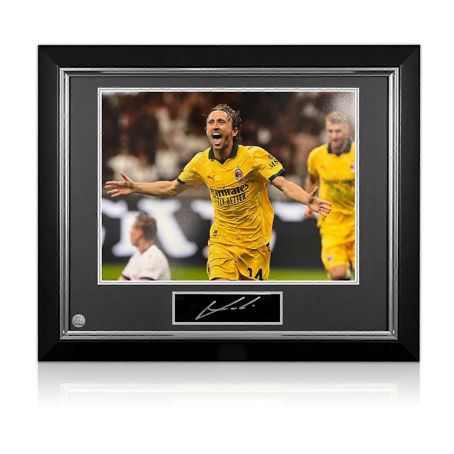 Luka Modric Signed Presentation: 1st AC Milan Goal. Deluxe Frame