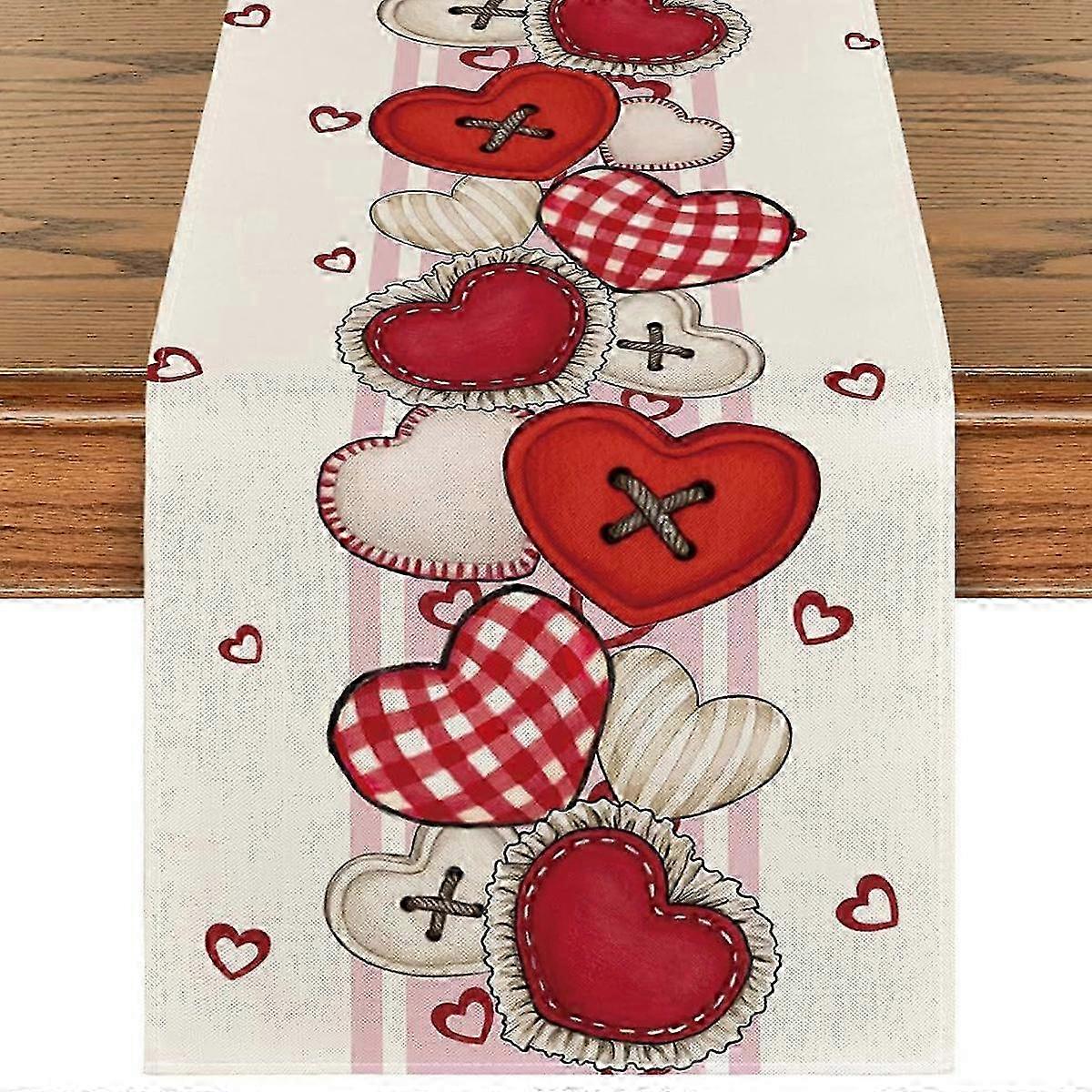 Heart-Shaped Polyester Table Runner