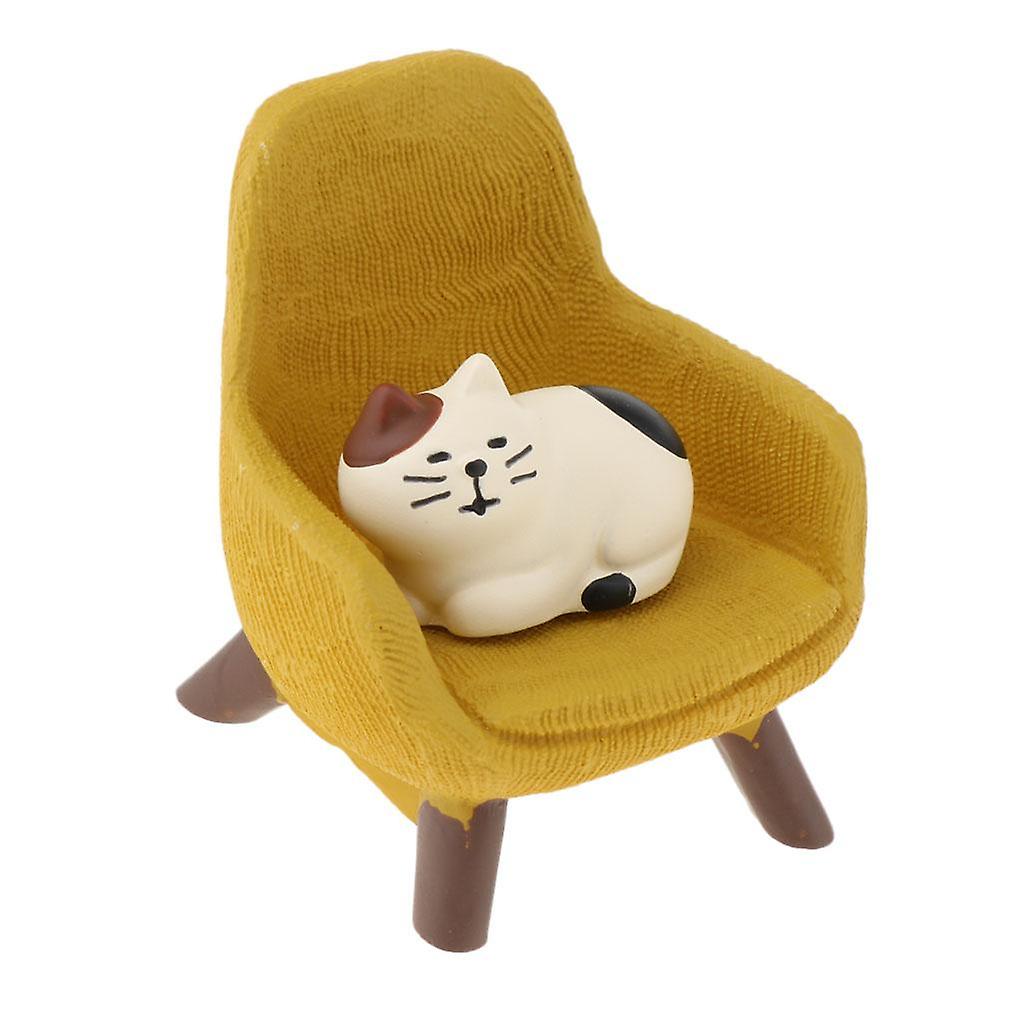 Miniature Resin Toy Cat Figurines for Desktop Animals Decorations Red