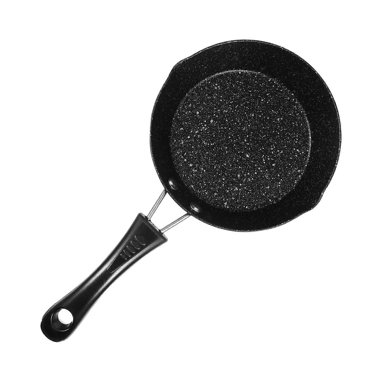 Lightweight Pan, Strong Material, Excellent for Daily Cooking