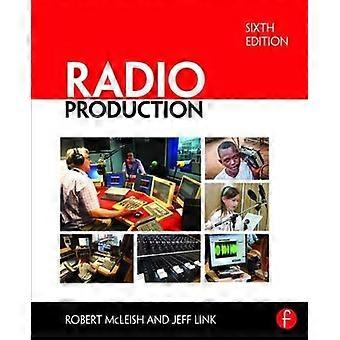 Radiotuotanto - Robert McLeish - Pehmeäkantinen - en Book
