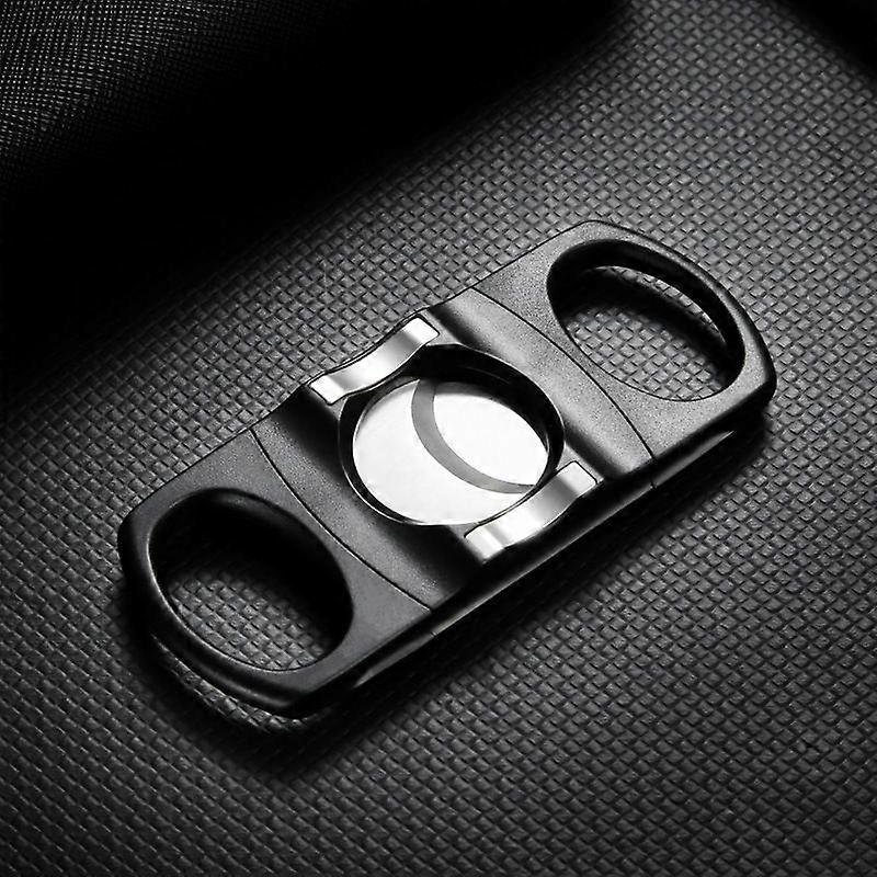 Cigar cutter are sharp and double-edged