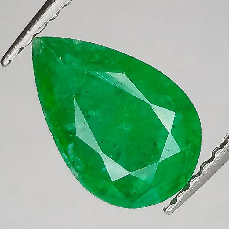 1.60ct Emerald Pear Cut awo24