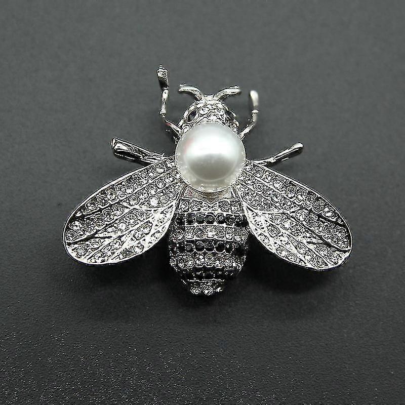女性のためのバタフライクリスタルブローチ昆虫動物ピンバッジ