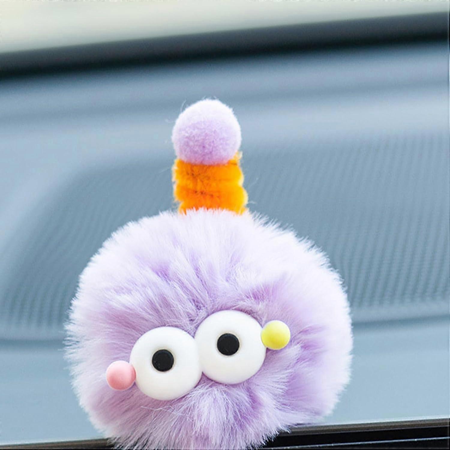 Produktbild von Auto Deko - 5 Stücke Süße Kohlekugel Schmuck - Plüsch Armaturenbrett Deko Auto Innenraum Accessoires Für Frauen Männer Alltag Fahrt Reise Wohnmobile LKW