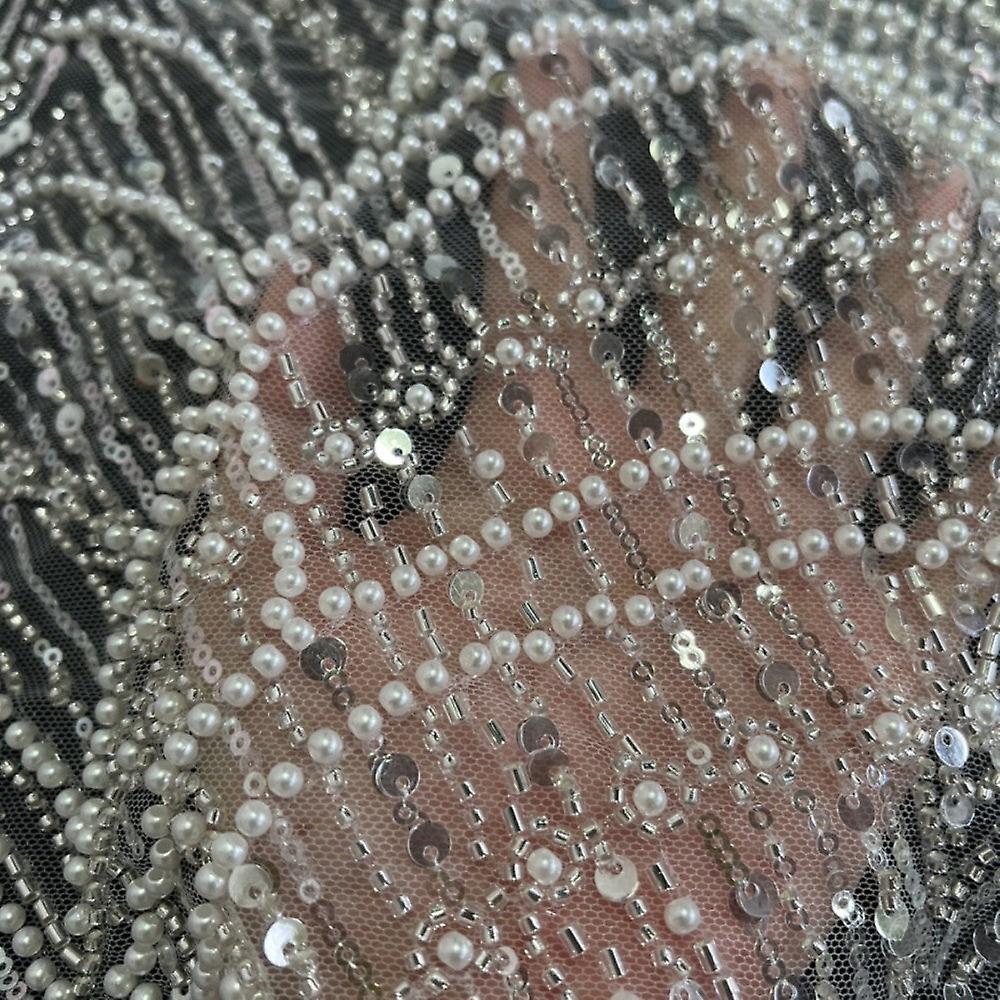 Broderad spets tyg för aftonklänning