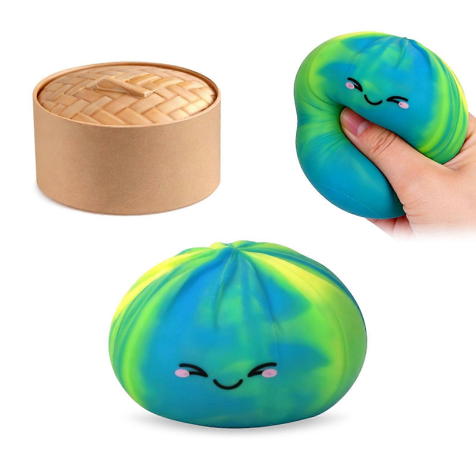 Knijp de deegbal samen