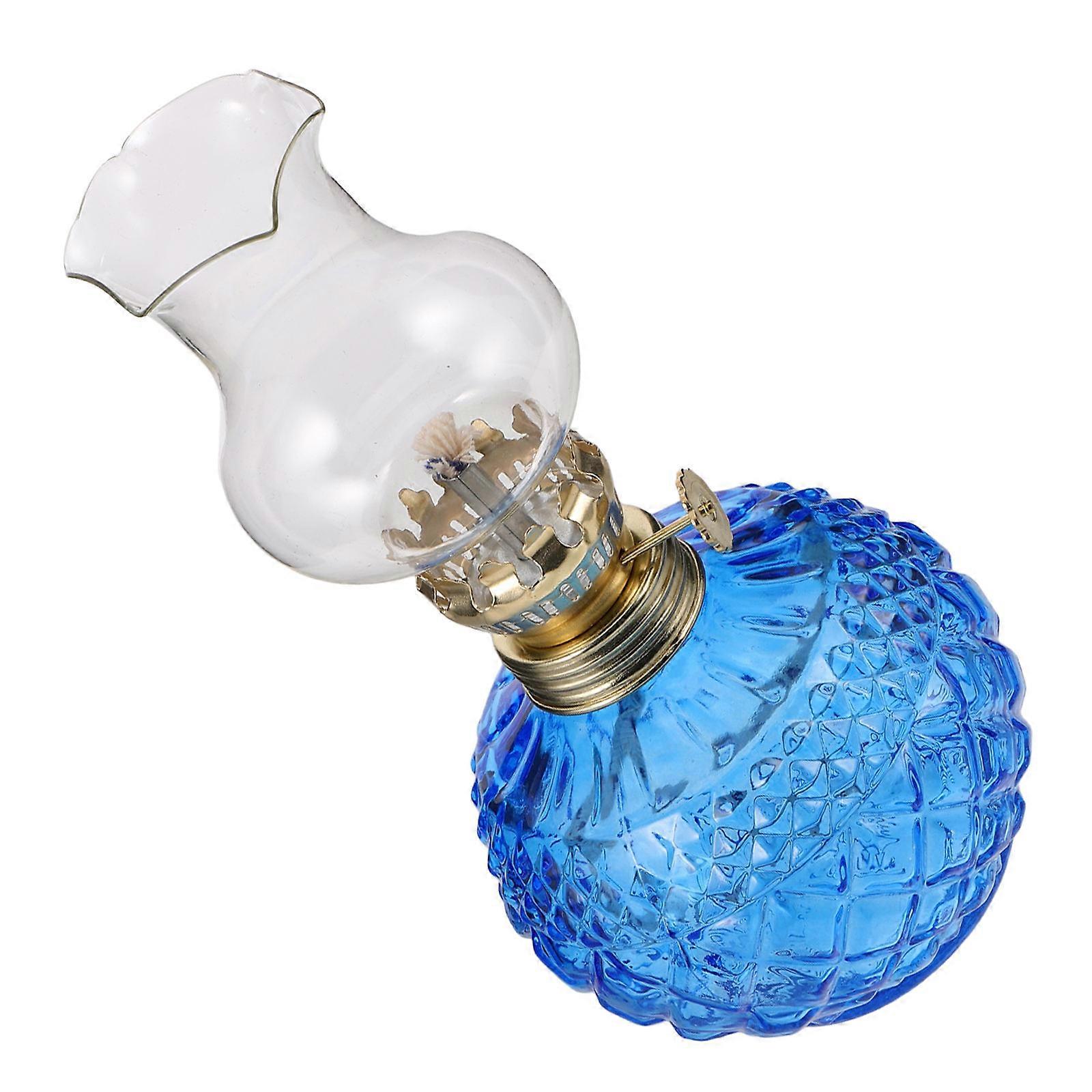 Vintage Lantern with Adjustable Flame for Home Decor Emergency Lighting Retro Style 1Set