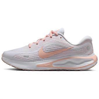 Nike Journey Run lage hardloopschoenen voor lange afstanden, geschikt voor sprinten, dames, wit/oranje, model FJ7765-114