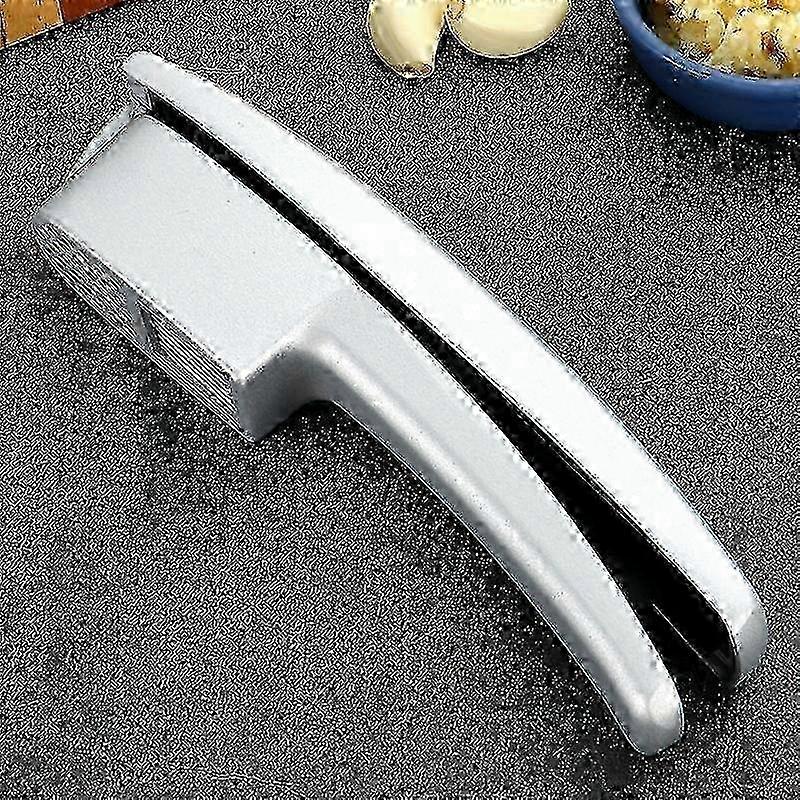 Ergonomic 2-in-1 Garlic Press