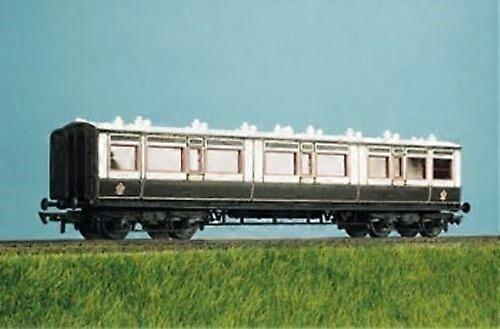 OO coach kit - LMS (exLNWR) Arc Roof Corridor Composite - Parkside PC732