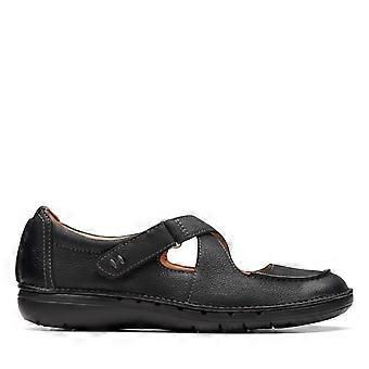 Clarks Adult Womens Un Loop Strap Loafer Flats