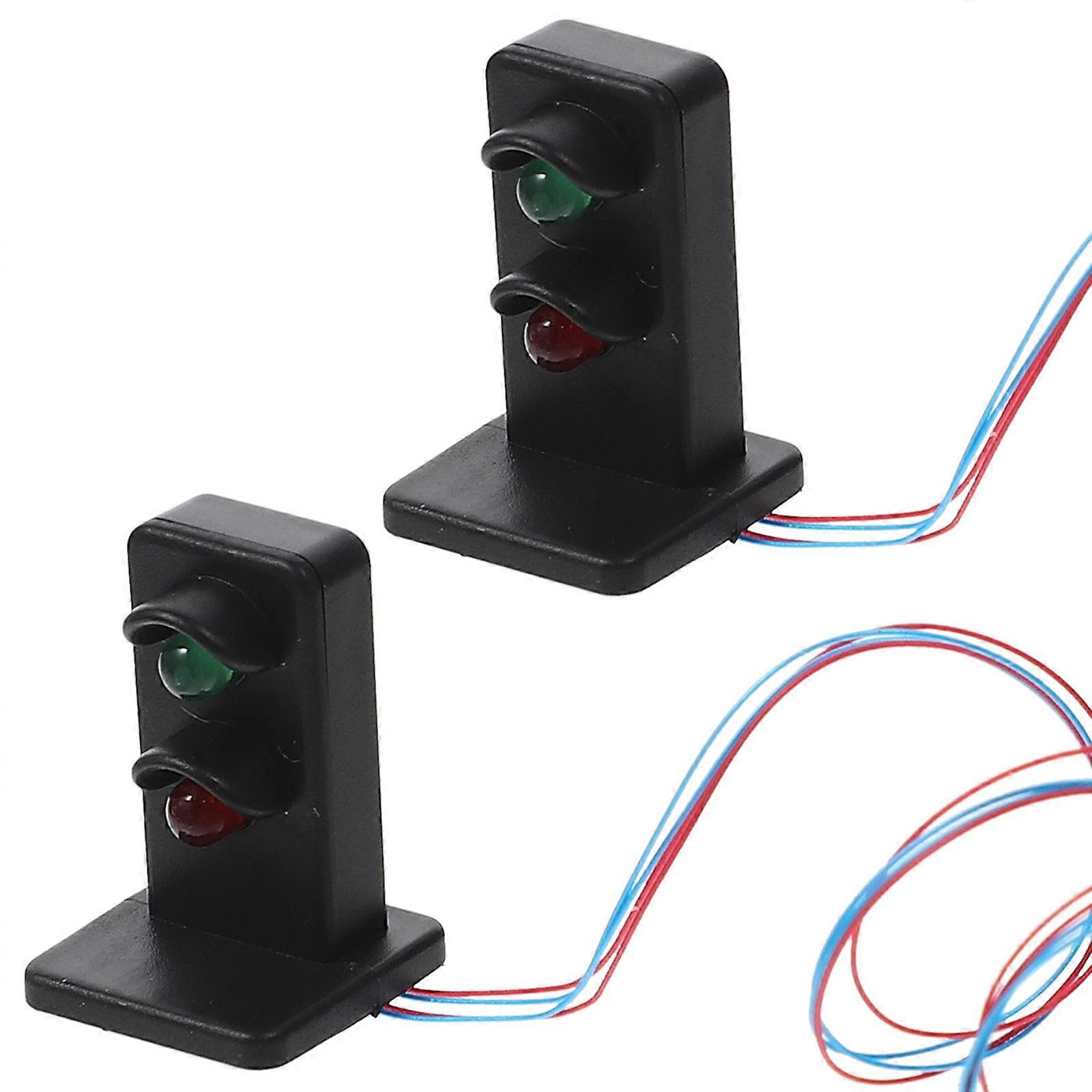 Miniature Landscape Mini Signal Light Model Train Layout Decoration Compact Size Metal 2Pcs