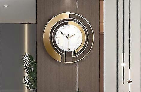 ライトラグジュアリーウォールクロック - ガラスカバー付きのモダンなサイレントメタル装飾