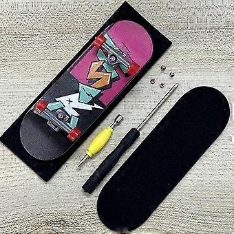 32mm Professional Wooden Fingerboard Complete Set 5 Ply Maple Deck with Bearing Wheels (006)